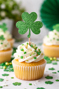 Shamrock Cupcake Toppers